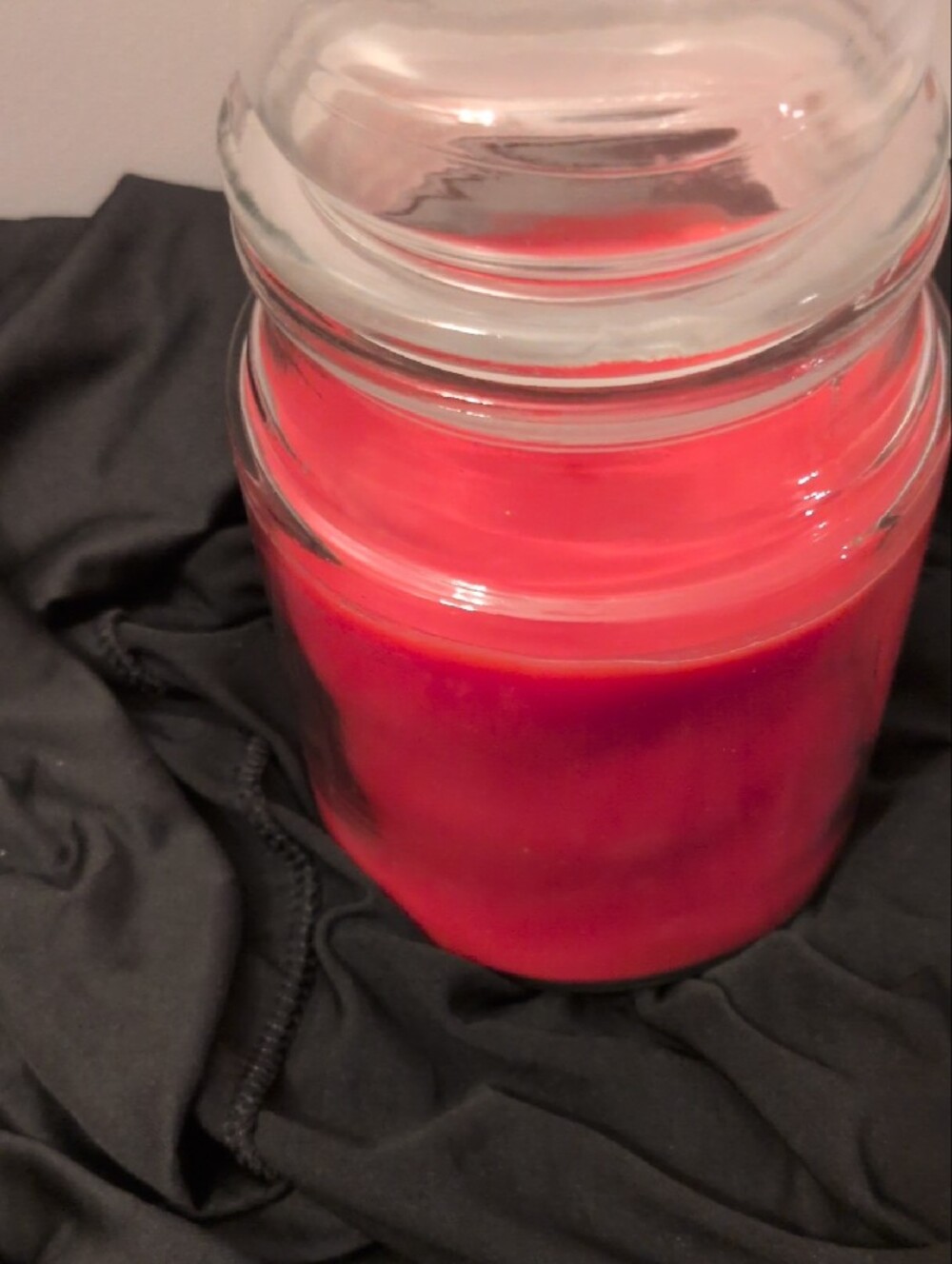 StarLytes Red Apple Cinnamon Scented Jar Candle - Picture 4 of 6